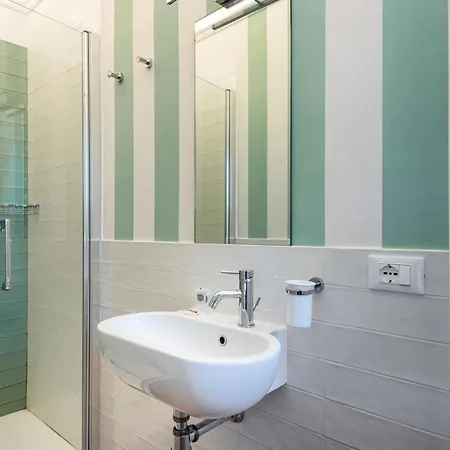 Maison d'hôtes Unyca - Domus22 - San Giovanni 3*