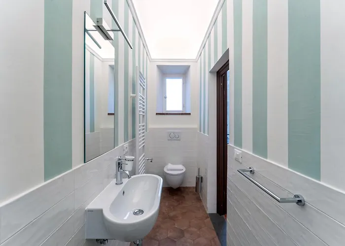 Unyca- Elegant En-suite 